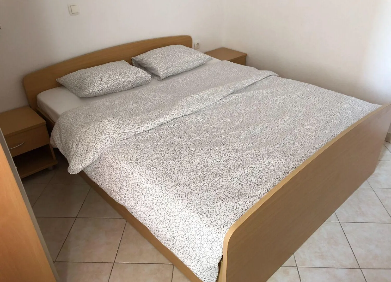 Apartments Milja - 10 M From Sea Mandre