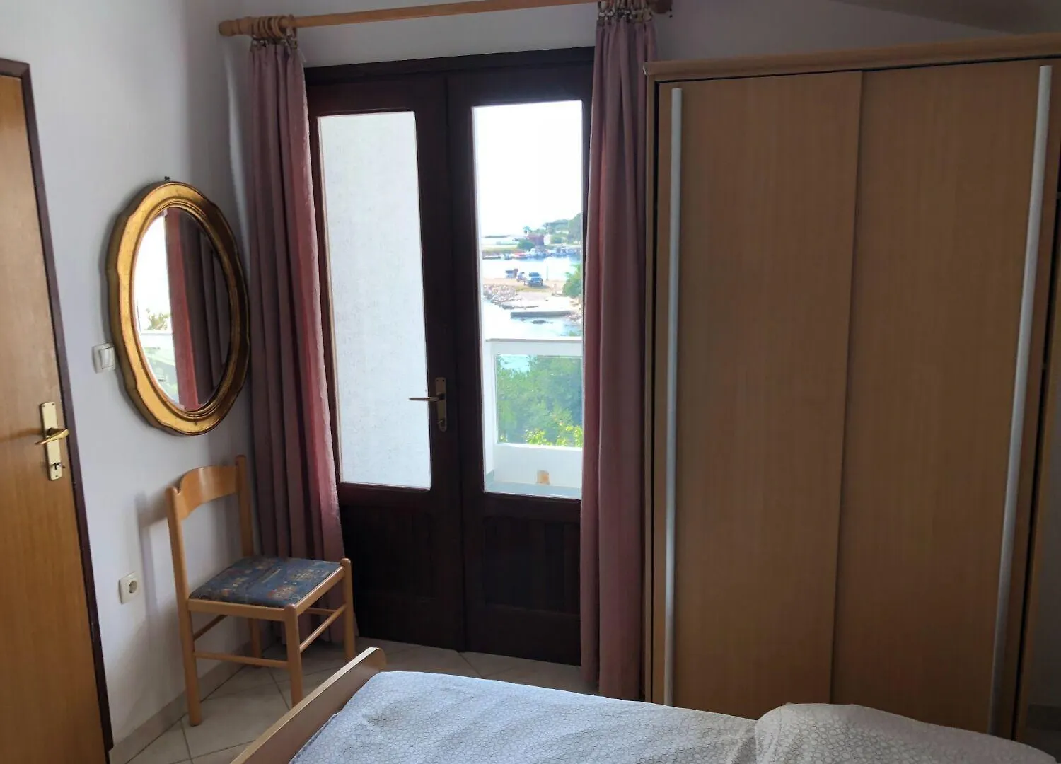 Apartments Milja - 10 M From Sea Mandre Croatia