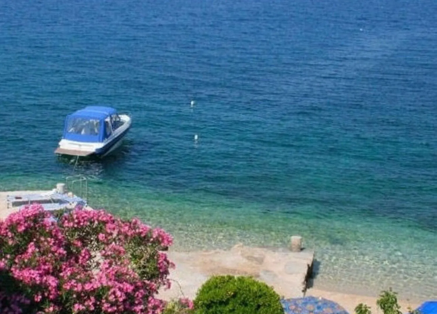 Apartments Milja - 10 M From Sea Mandre